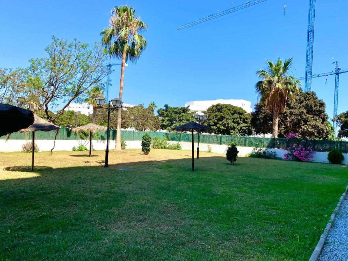 Apartamento Marinero By Solymar Holiday Torre Del Mar Bagian luar foto
