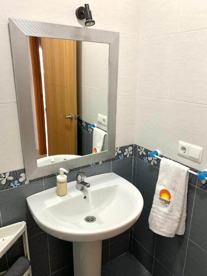 Apartamento Marinero By Solymar Holiday Torre Del Mar Bagian luar foto