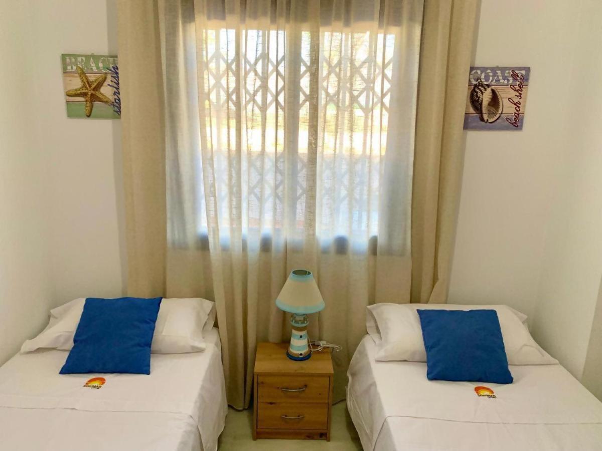 Apartamento Marinero By Solymar Holiday Torre Del Mar Bagian luar foto
