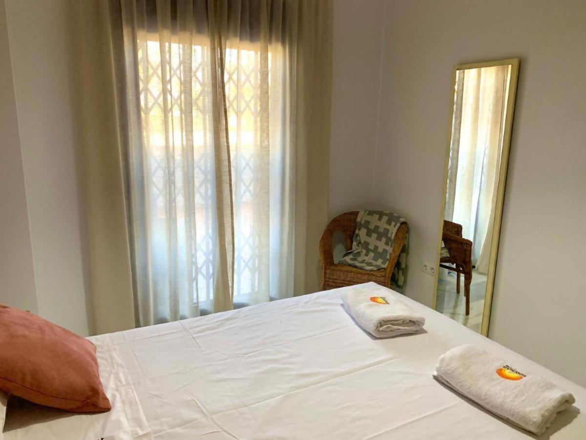 Apartamento Marinero By Solymar Holiday Torre Del Mar Bagian luar foto