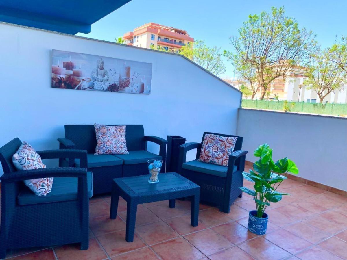 Apartamento Marinero By Solymar Holiday Torre Del Mar Bagian luar foto