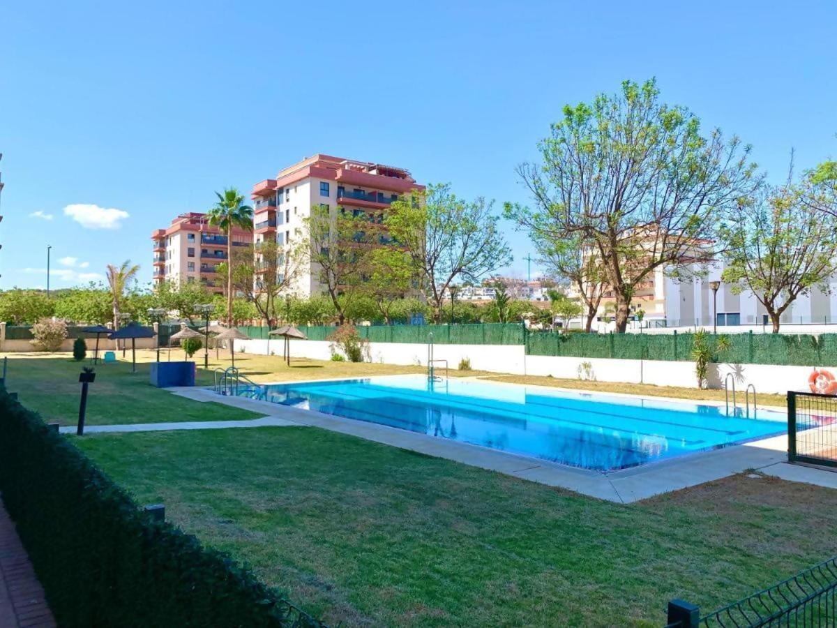 Apartamento Marinero By Solymar Holiday Torre Del Mar Bagian luar foto