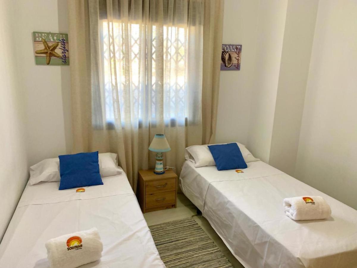 Apartamento Marinero By Solymar Holiday Torre Del Mar Bagian luar foto